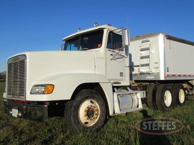 1993 Freightliner _0.JPG